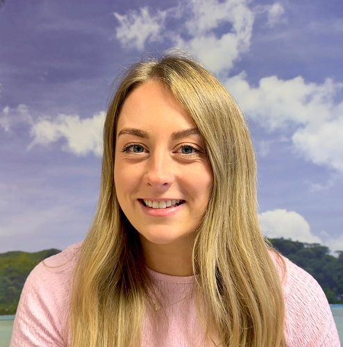 Travel Advisor Amy