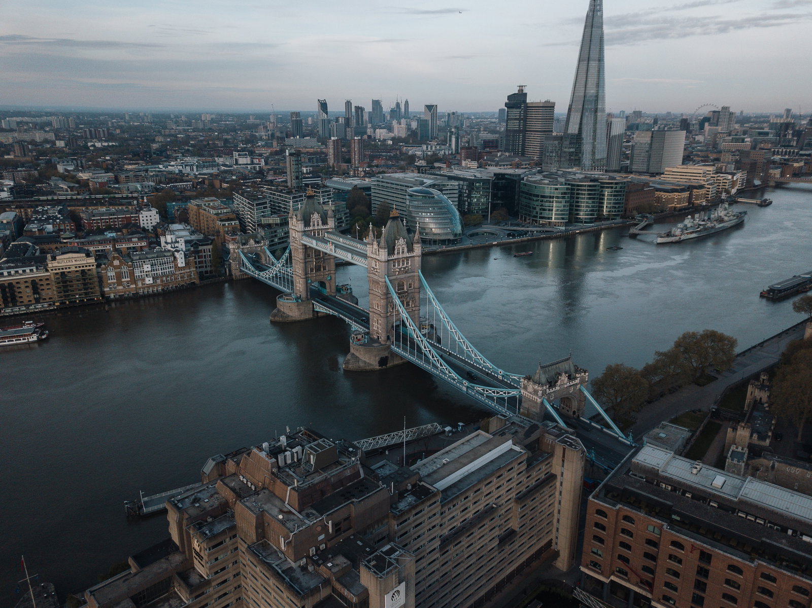 The Thames and London Tower Bridge, Uk