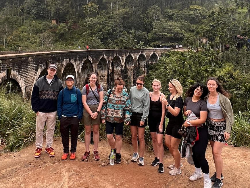 Group of travellers at nine arch bridge in Sri Lanka